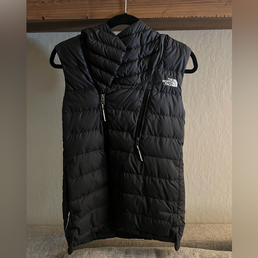 The North Face Women’s Black Niche Vest Down Puffer